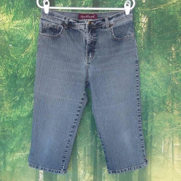 Gloria Vanderbilt Size 12P Denim Capri's - Picture 1 of 8